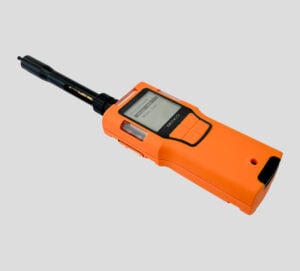 SENKO V Pro Benzene portable gas detector with built-in sampling probe and LCD screen display, certified intrinsically safe ATEX Zone 0 and Class I Division 1 for oil and gas hazardous environments.