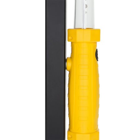 Bayco 1,200 Lumen LED Work Light w Magnetic Hook on Retractable Reel SL-866AttachedByBodyMagnet