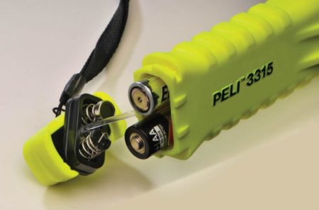 Intrinsically Safe Flashlights Peli 3315C Z0 Yellow battery